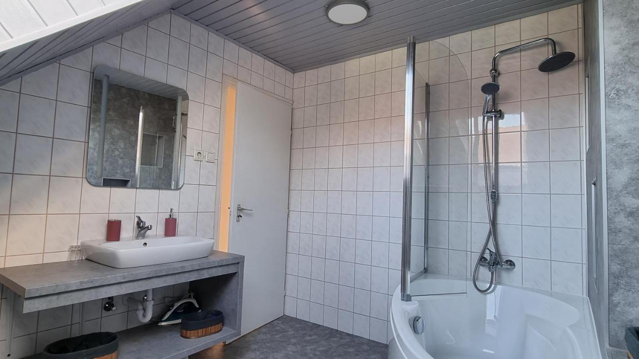 Alsópáhok Betti Vendeghaz 아파트 외부 사진